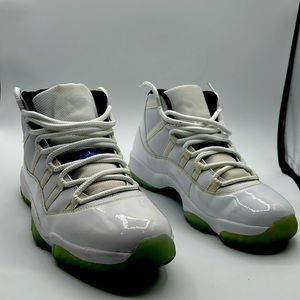 Air Jordan 11 Retro Blue Legend